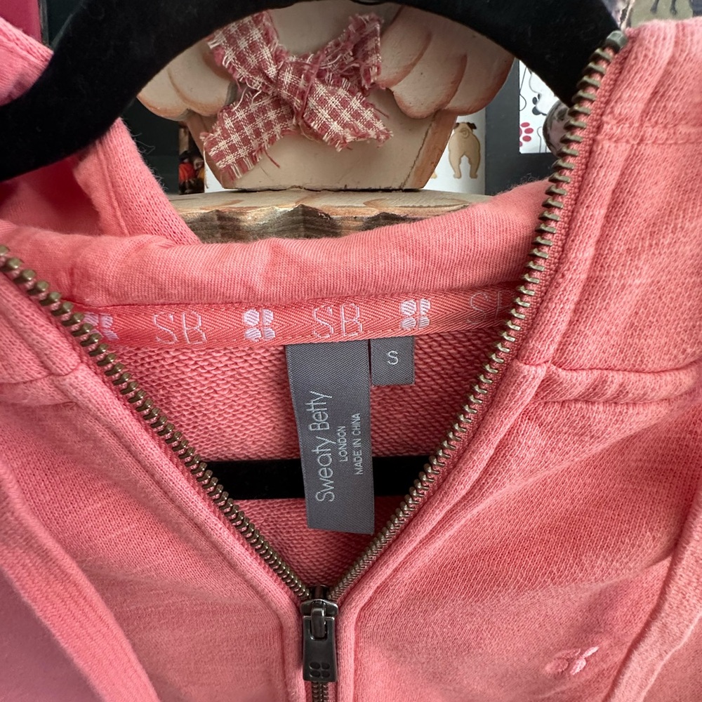 Sweaty Betty Essenrials zip through  Coral Hoodie - Picture 6 of 7